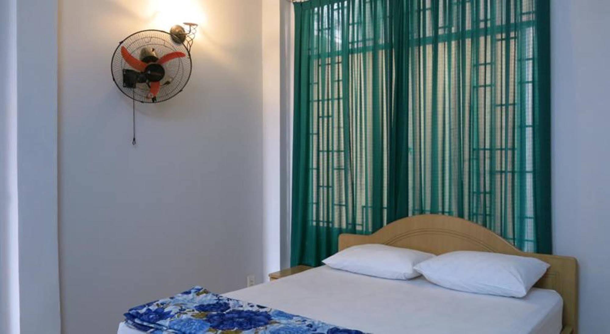 Banana Leaf Hotel Хошимін Екстер'єр фото